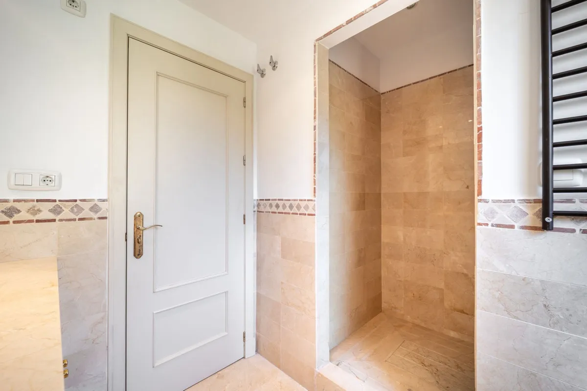 f286537d-bd71-4a7b-b8b9-117841b33086