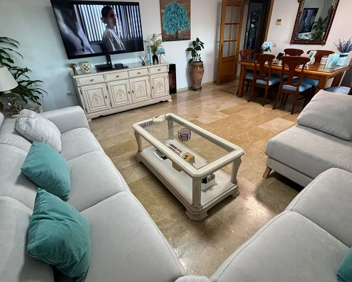 4fa0c4b6-f0eb-4ed5-9298-6c5970516ceb