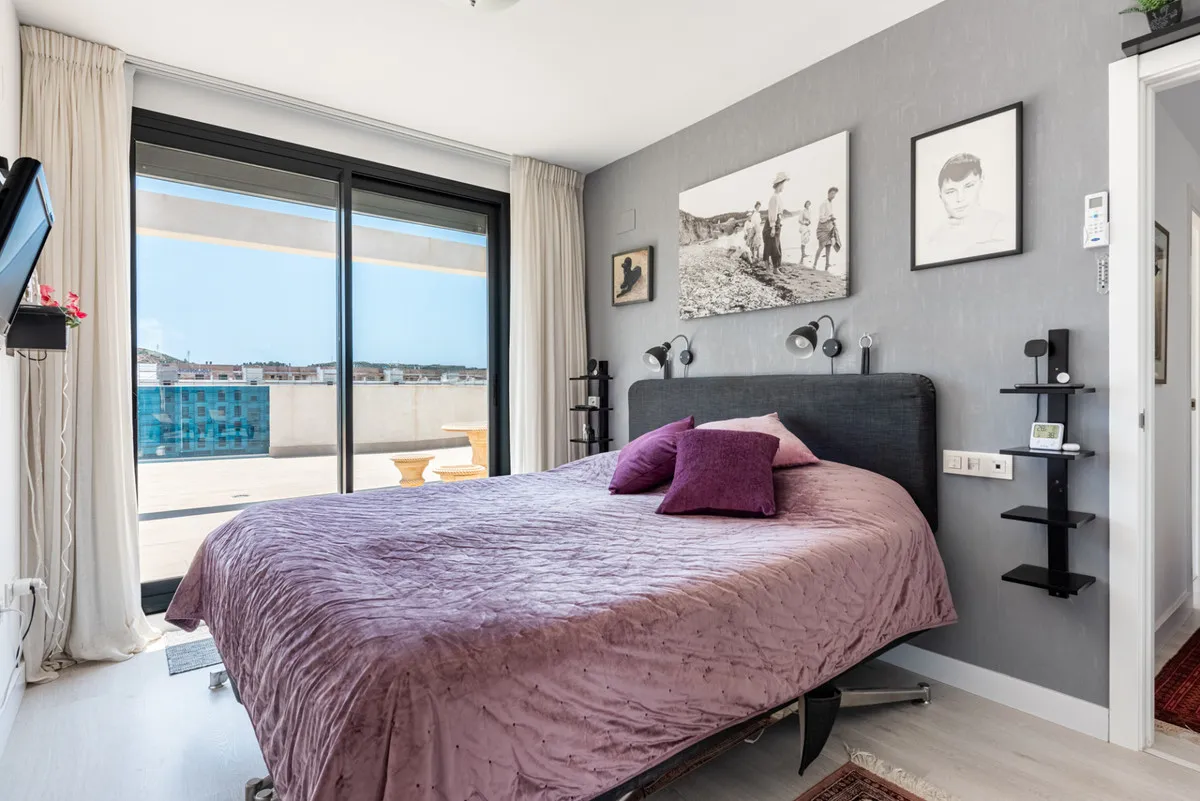 4e38179c-cc1e-47e7-9697-1a5d6b623e3f