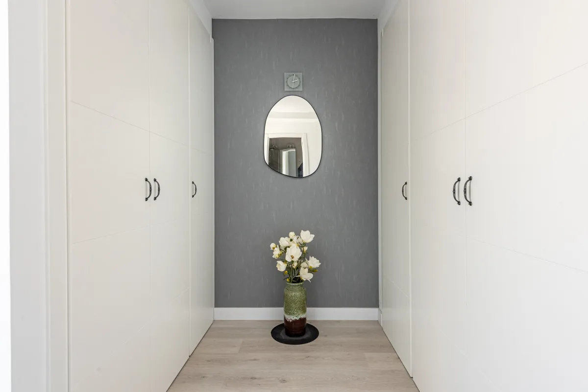 dd3ad1ec-0c71-4127-9213-b78f3ef7a2c8