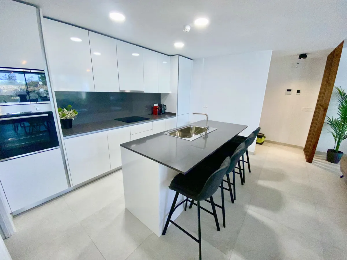 e5590343-1d2d-4ccd-b343-f5e4bdb2b2bf