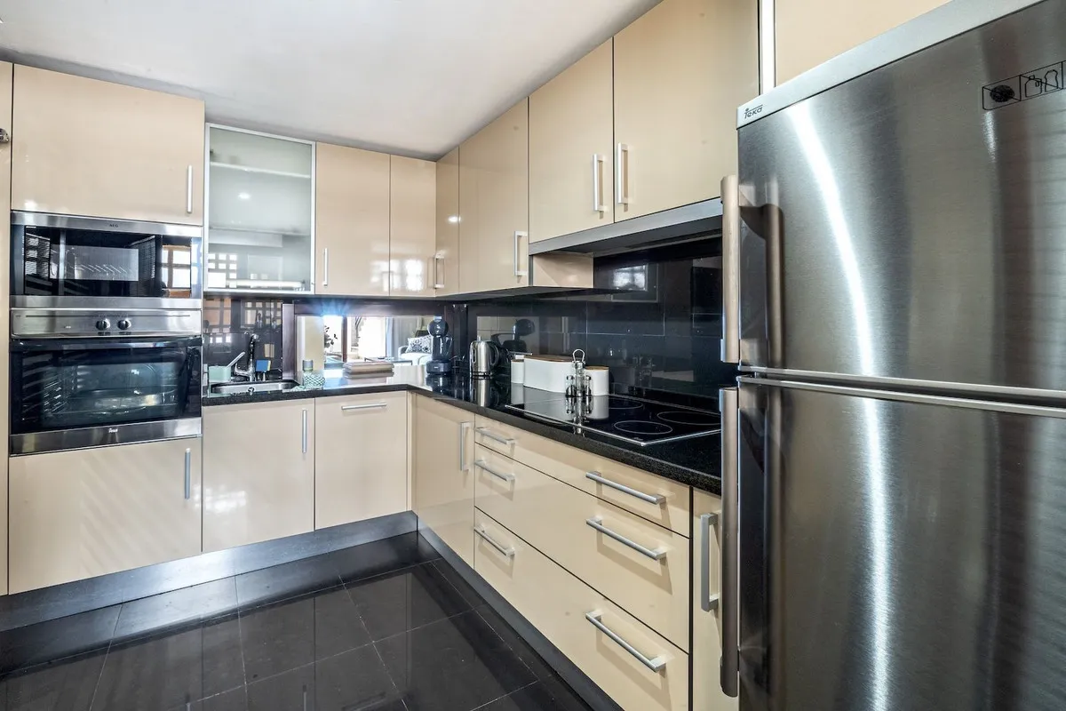 0685dd11-8721-4f0c-bffa-9774dbdc0fce