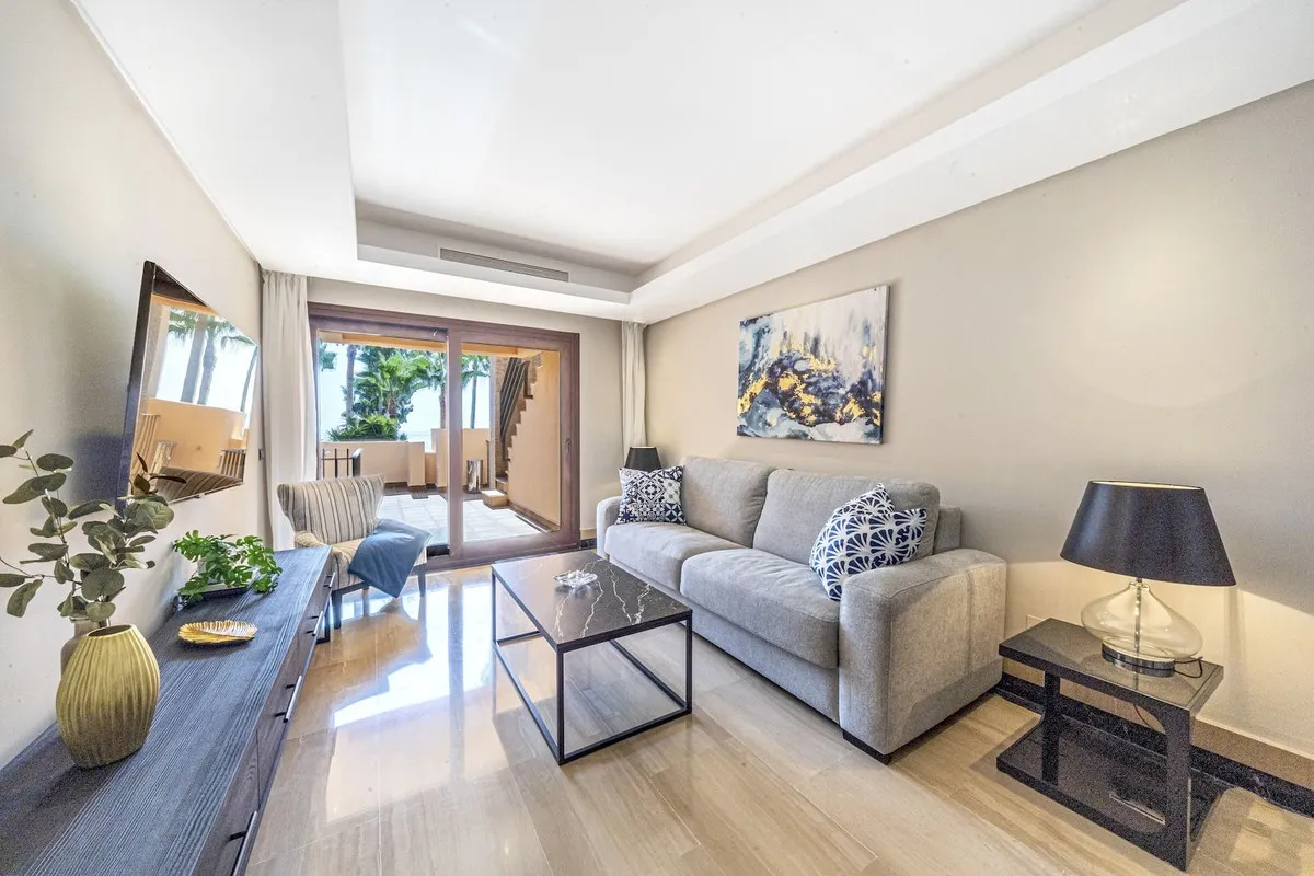 40d5d8ea-3f12-4c21-80fe-4cff00b199cd