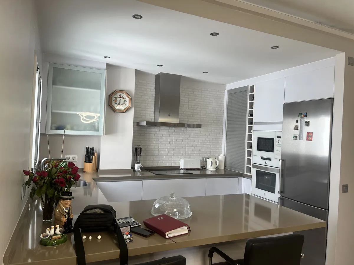 9f39bda6-d2fd-4e7d-807e-08de17914fa2