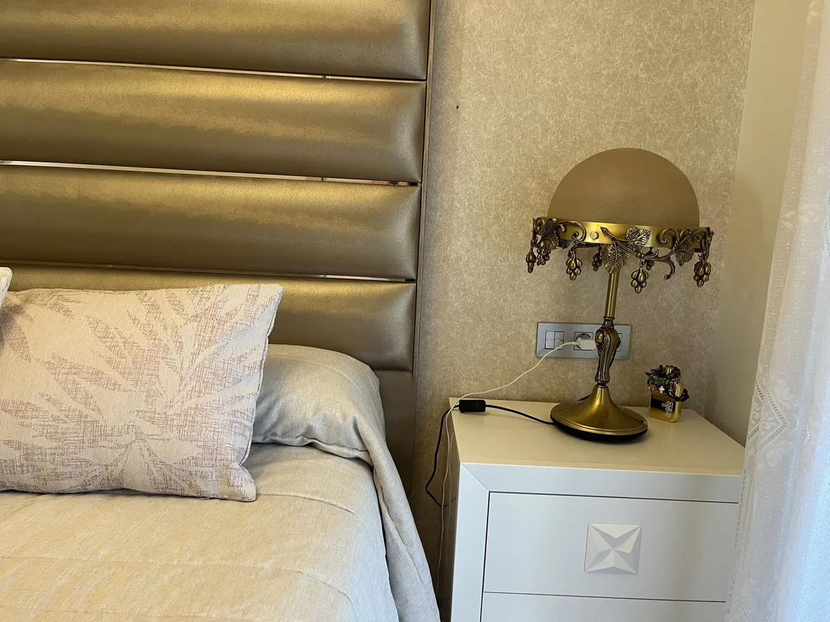 fc9c53e2-8679-4e76-b53e-ab11841687f8