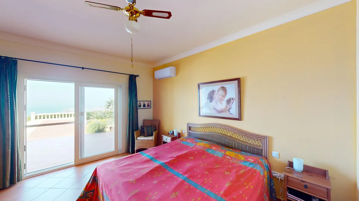 41f74172-cda0-4f8d-b9ef-5df47c6bb891