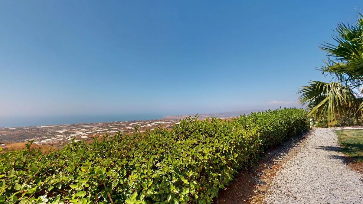 6107200f-df2a-4c61-9314-081dc3243128