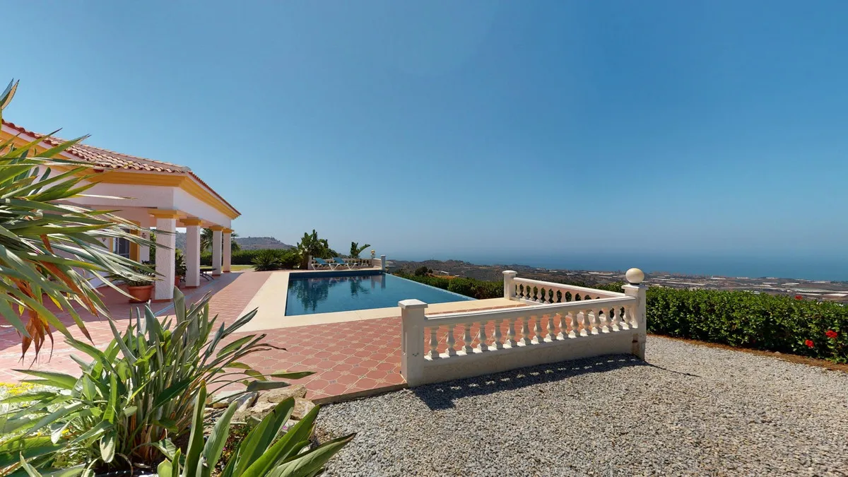 a010de58-68d7-4b33-8f8e-3e016cb52960