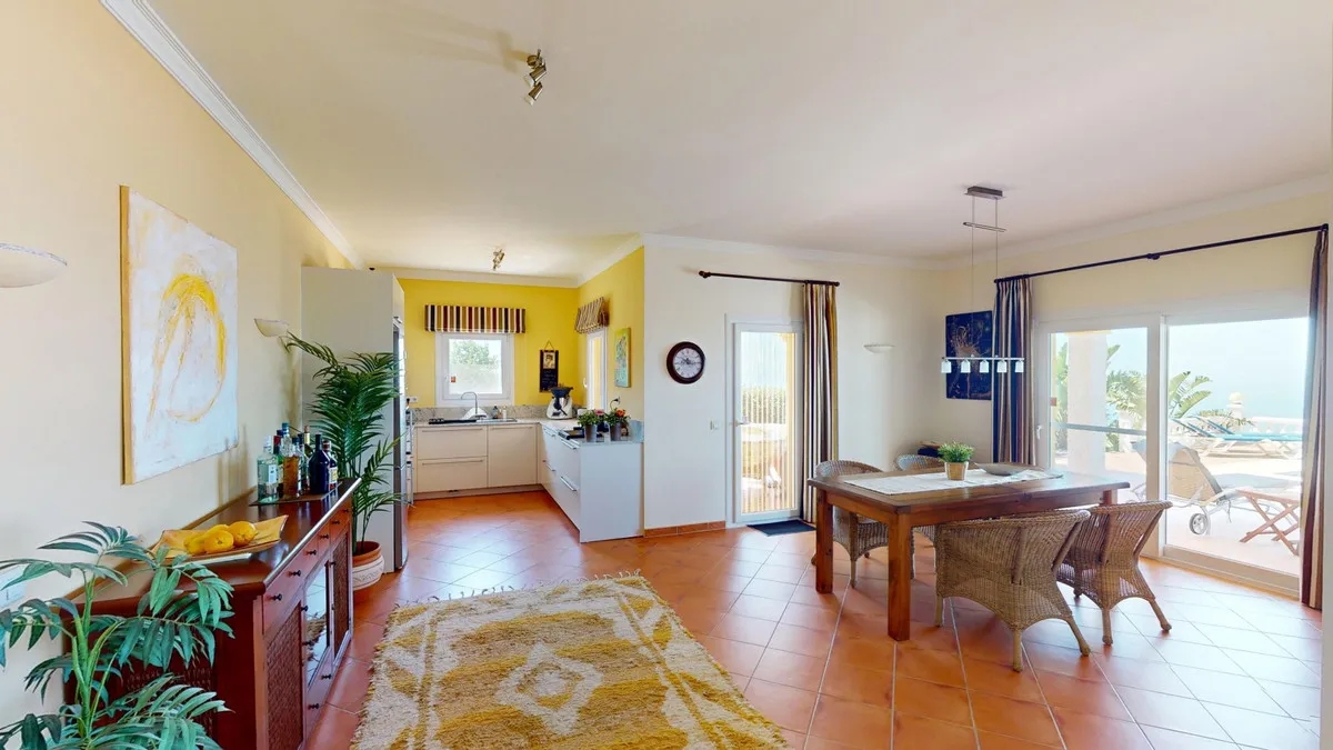 b4d4f222-3cf3-41c3-9b46-0a4398d250ba