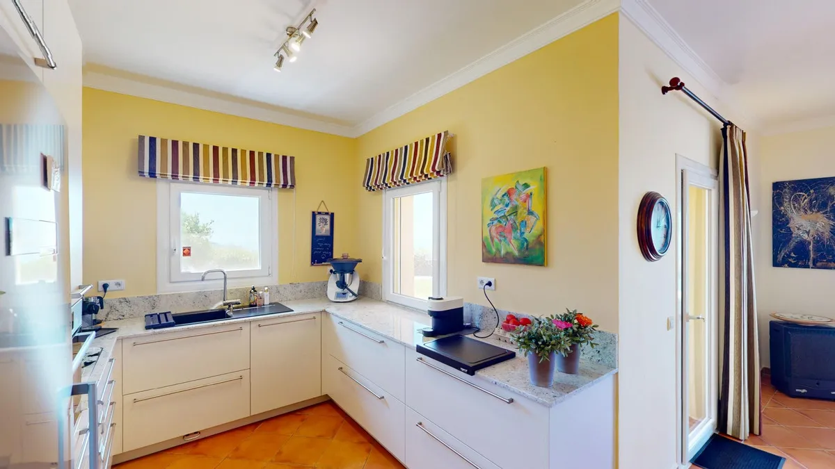 c822c564-bfcb-416d-866c-33e6c7785ad0