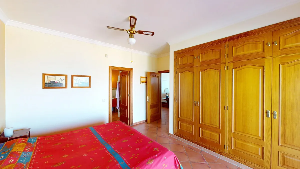 c86ab8f1-462a-4af5-b17e-921f46dc6173