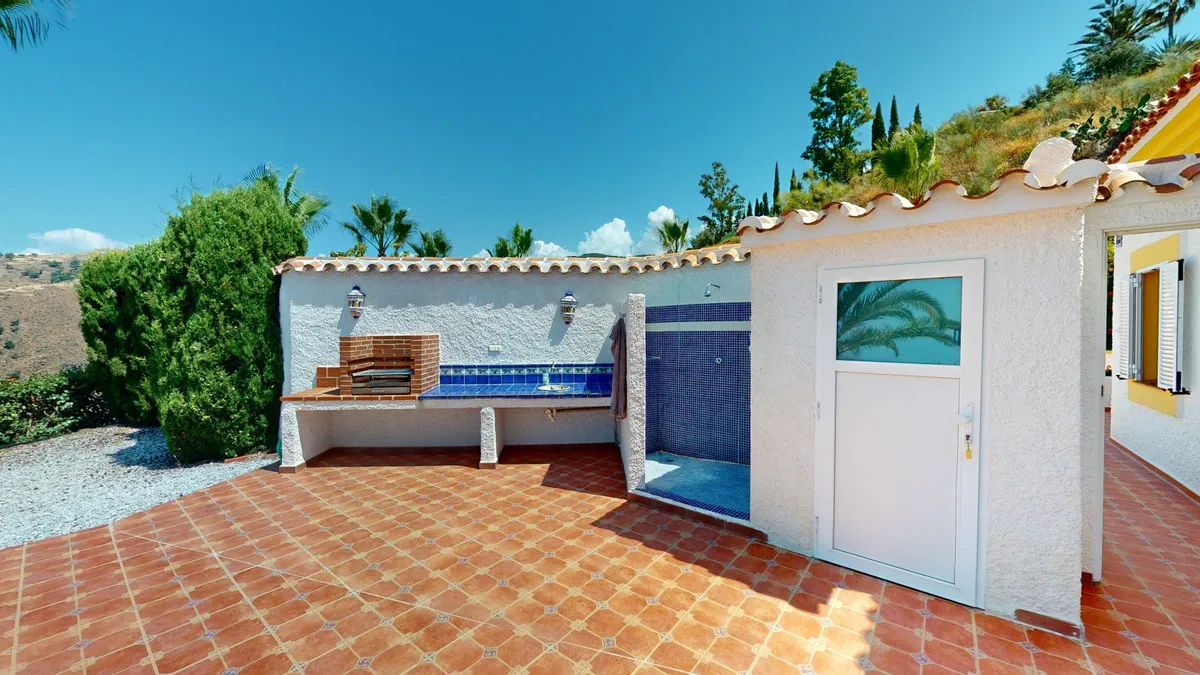 cee57bda-d582-4b62-ad31-973aeb9324fb