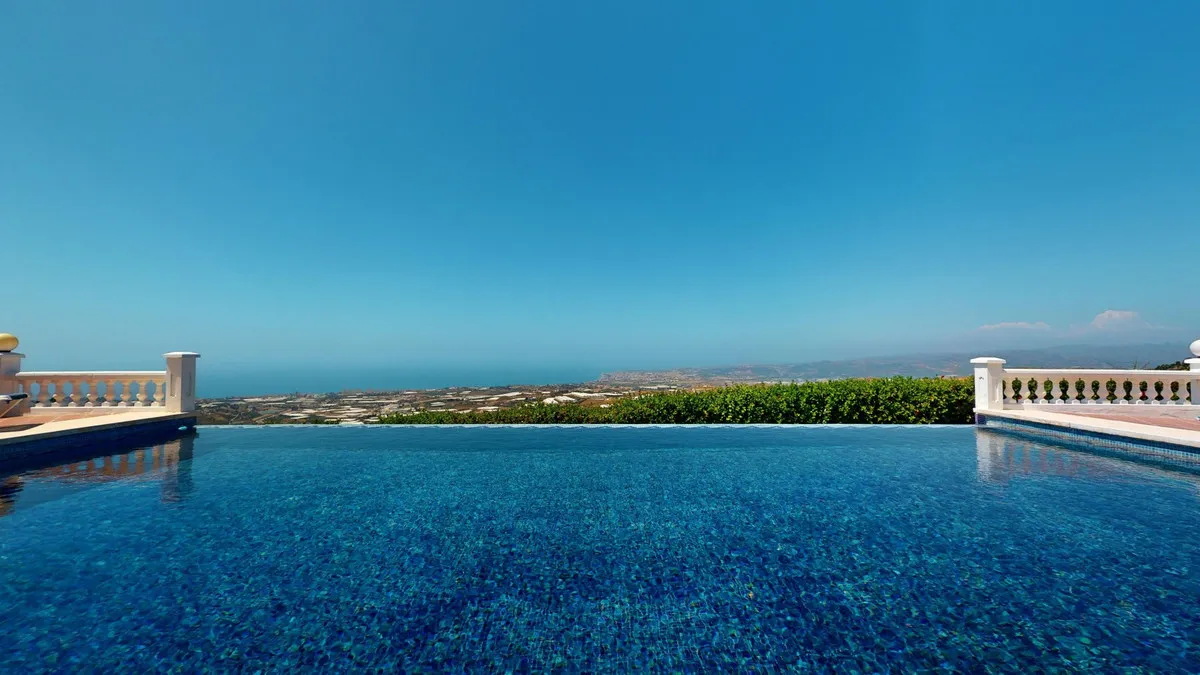 f39345ea-1c0b-4ee2-b748-be2402d937db