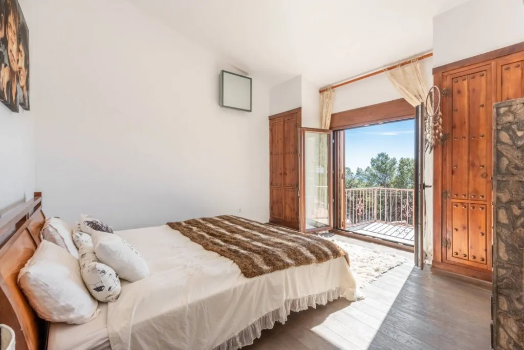 b4be49c8-384d-4c09-894d-7e52ca6dacac