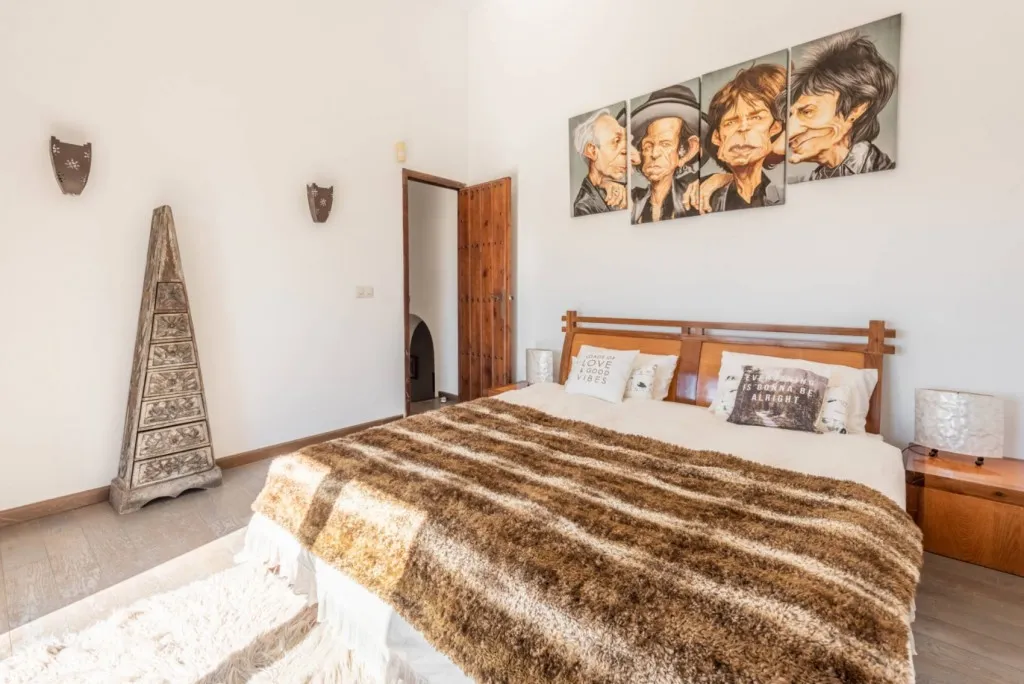 c099225e-1aef-49d2-b8fd-ca7025c40d31