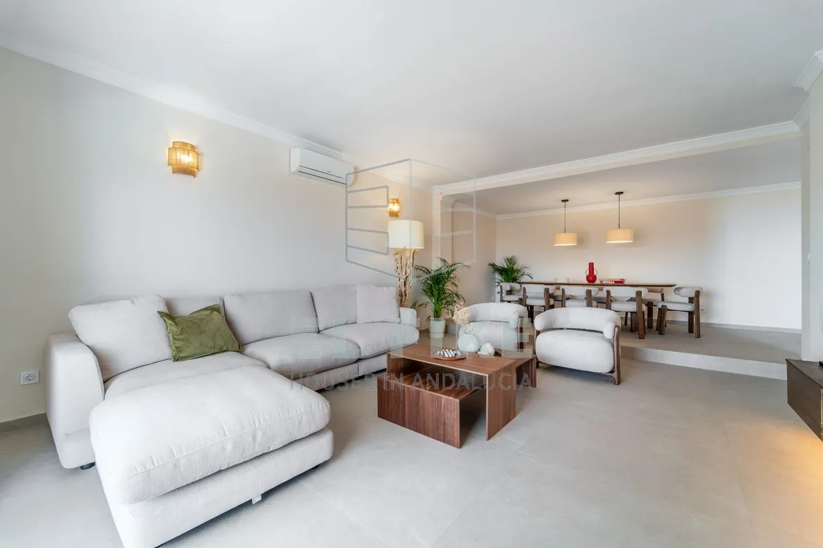 766b0f90-1147-4012-9d1d-53504db53405