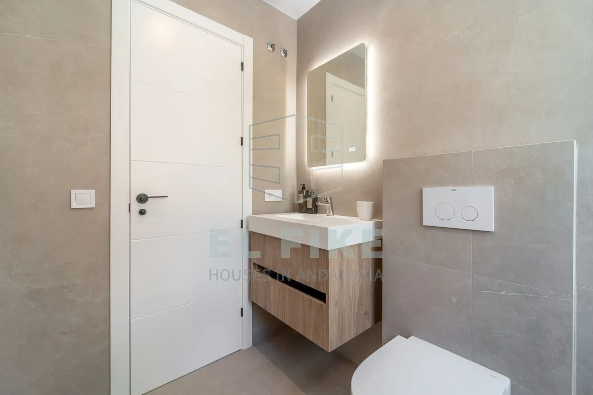 851c25d0-2678-4d3c-a364-78fa88793ad3