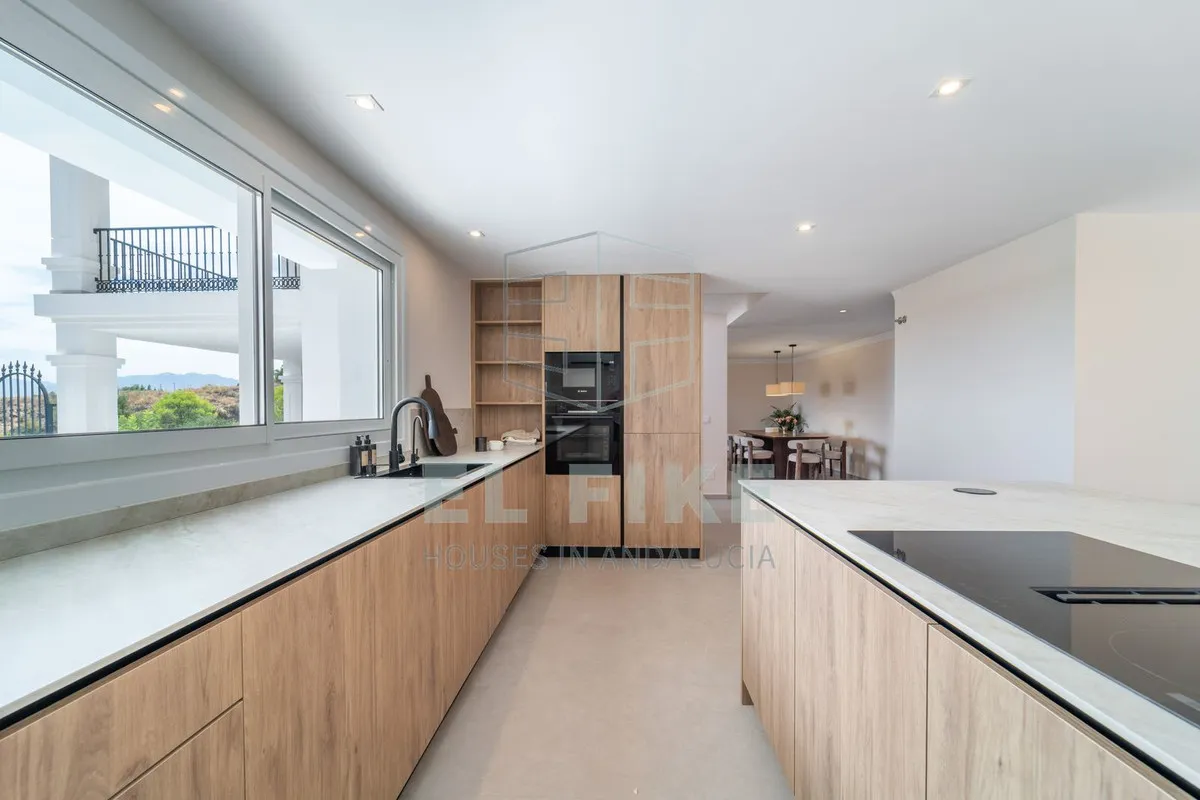 8fac009e-4171-4c9d-aa04-1ef7b79d0238