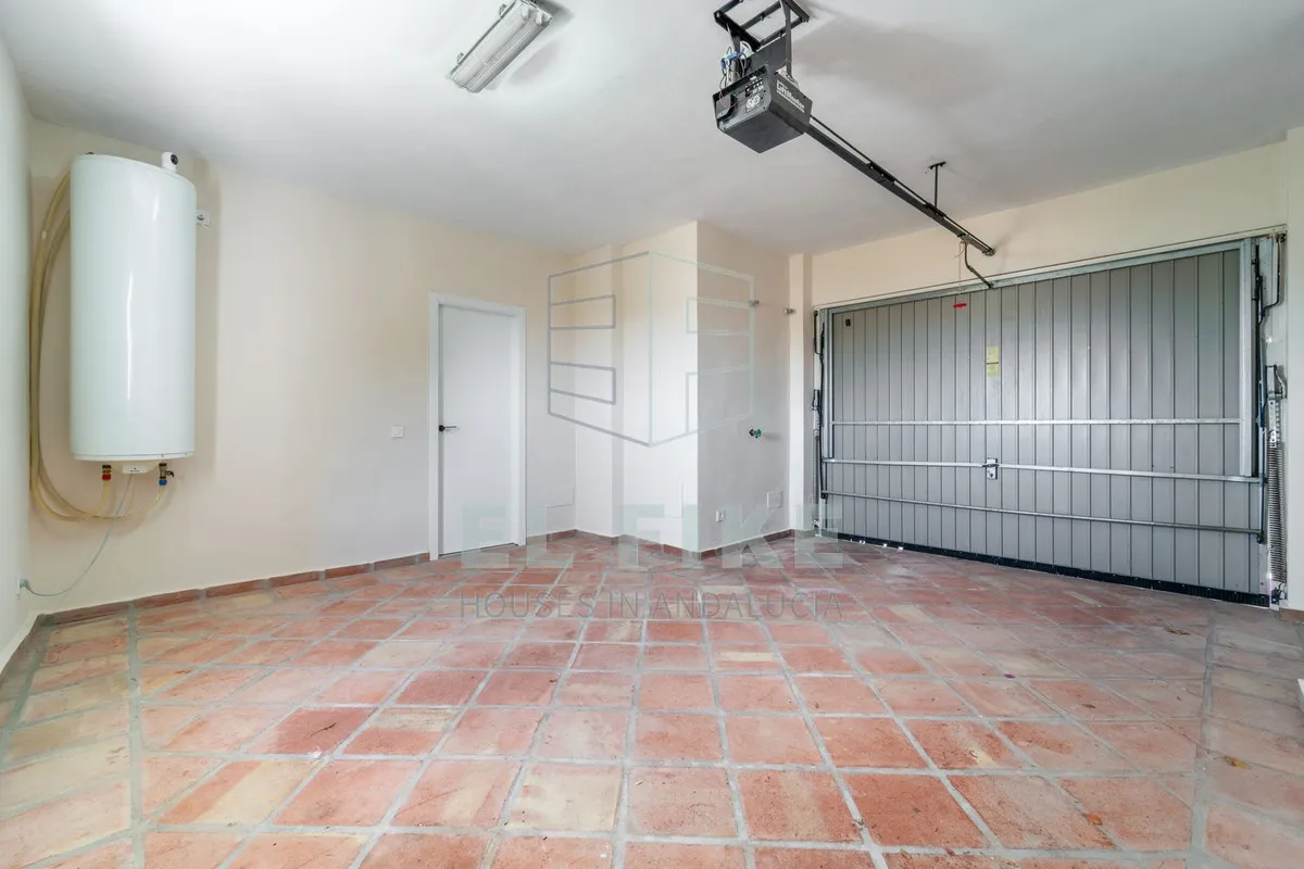 a12d54c5-139a-4df1-bcb2-2e8812e176f4