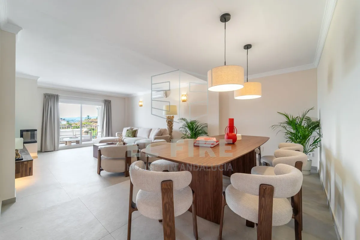 d2e11cb2-cee6-48ef-ac83-fb9d50fb22a7