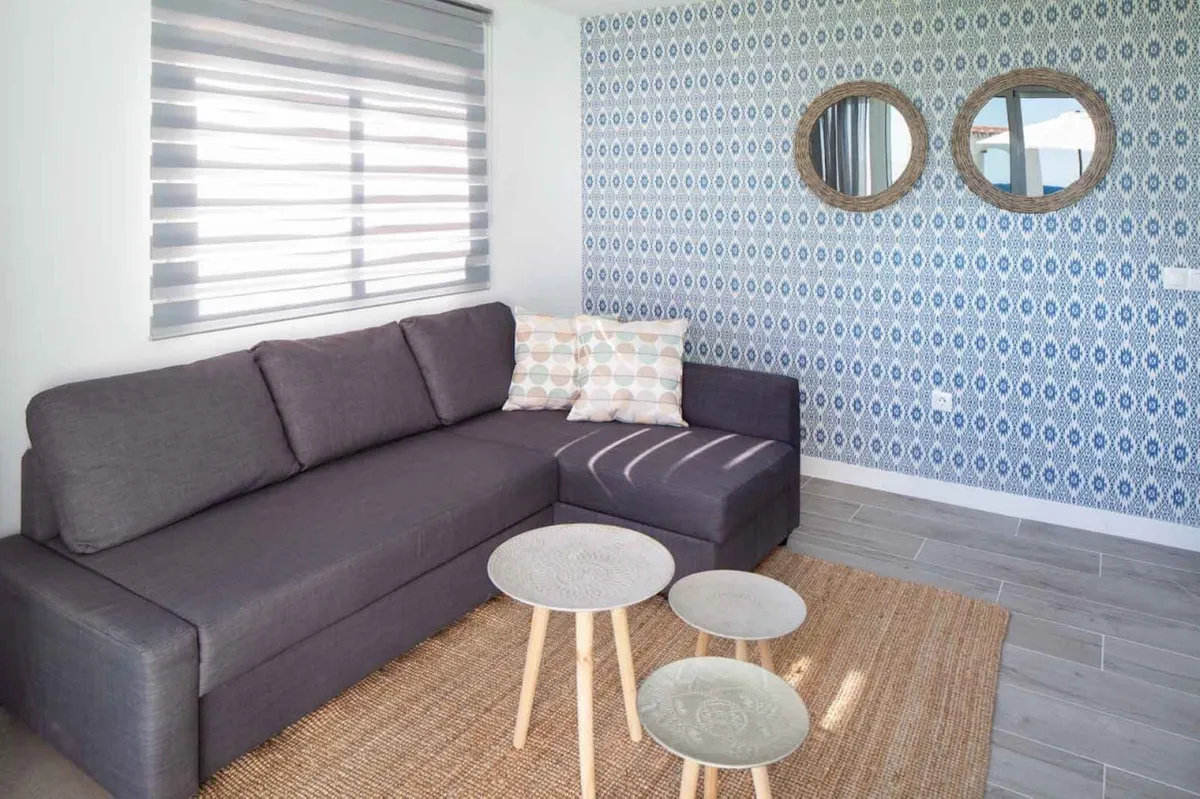 28d3e48c-581a-4c1d-9aa9-4f2872ae21ac