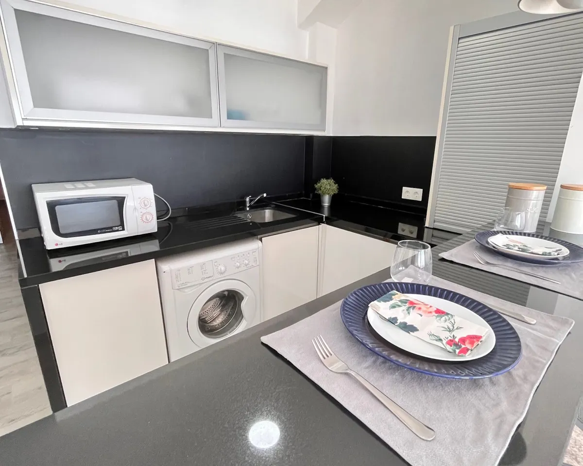 4fe7af45-1171-4644-a142-743eb69ad1e7