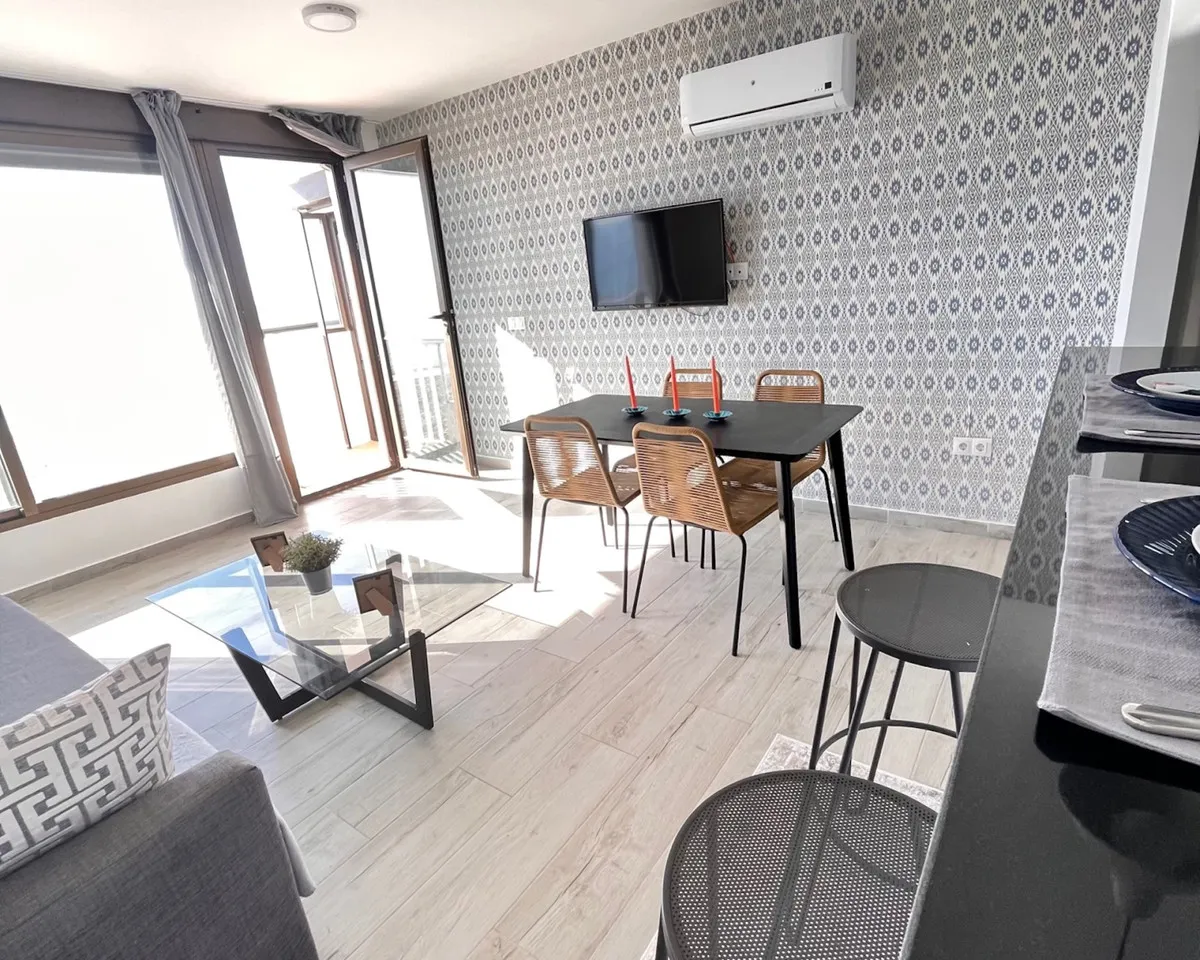 b3cc4e9c-82b8-4035-b558-869a9863a586