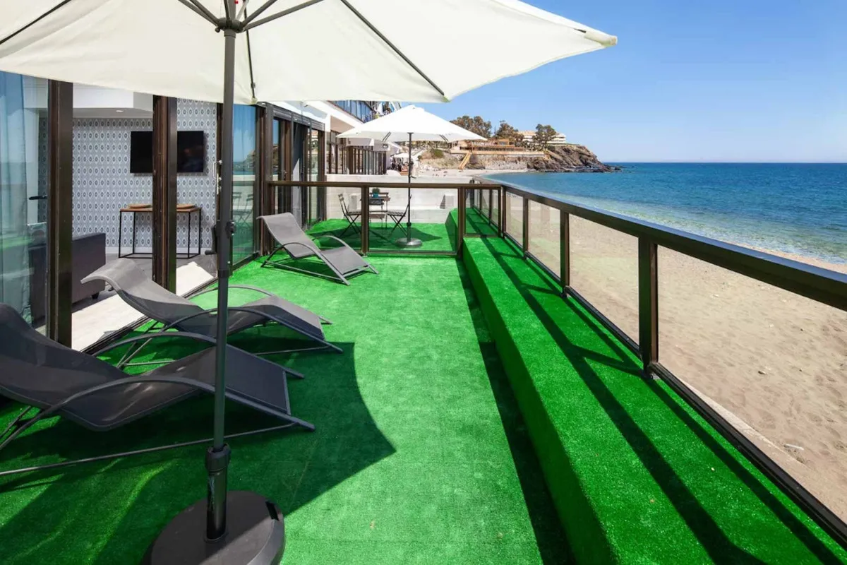 e59c77bb-cf41-484f-82c9-d87081a8cefe