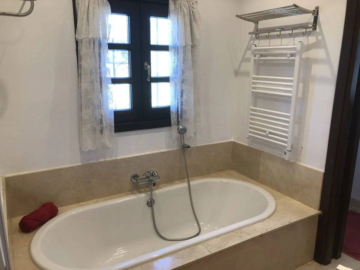 5360b5a1-447e-48aa-93fd-6aed3b30c7b7