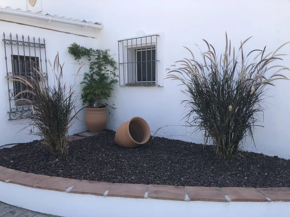 874b1704-860f-4d69-9a28-4cf87295f55e