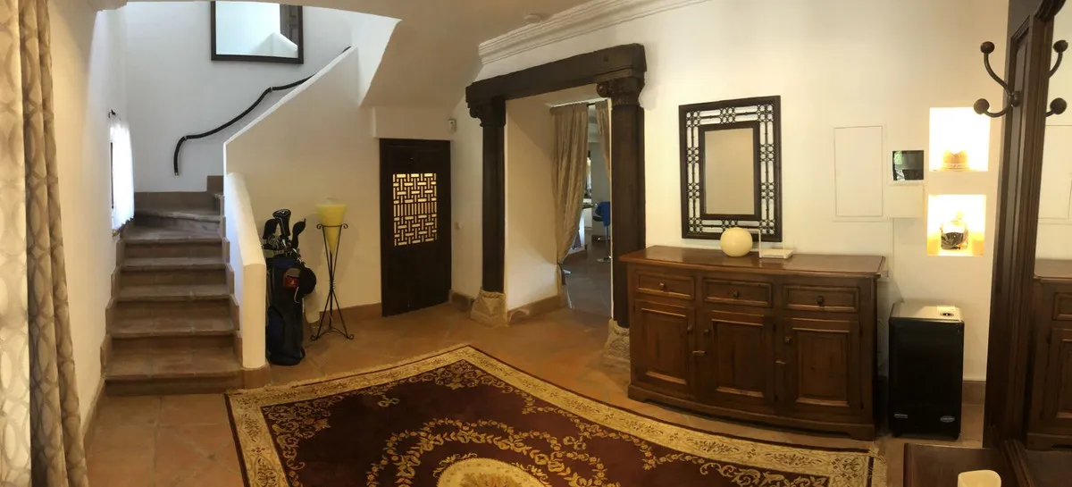 a4b772f4-d171-410a-946f-0f58788e96c0