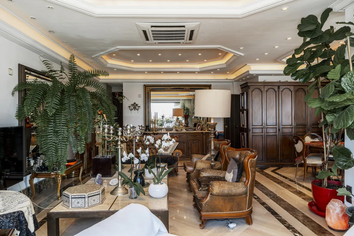 4f03bbcf-2072-4302-8a77-7af0740c7771