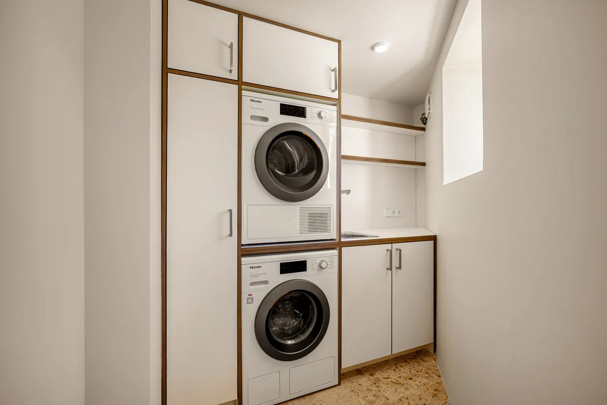 c751db21-adac-46c9-91f6-1c895e7f7ced