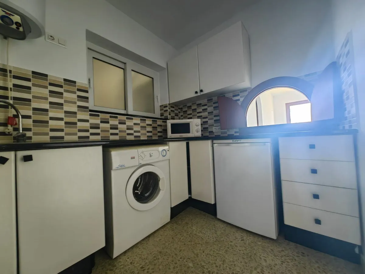 40761d0c-fbd9-425f-9bb7-ac1b318f9de8