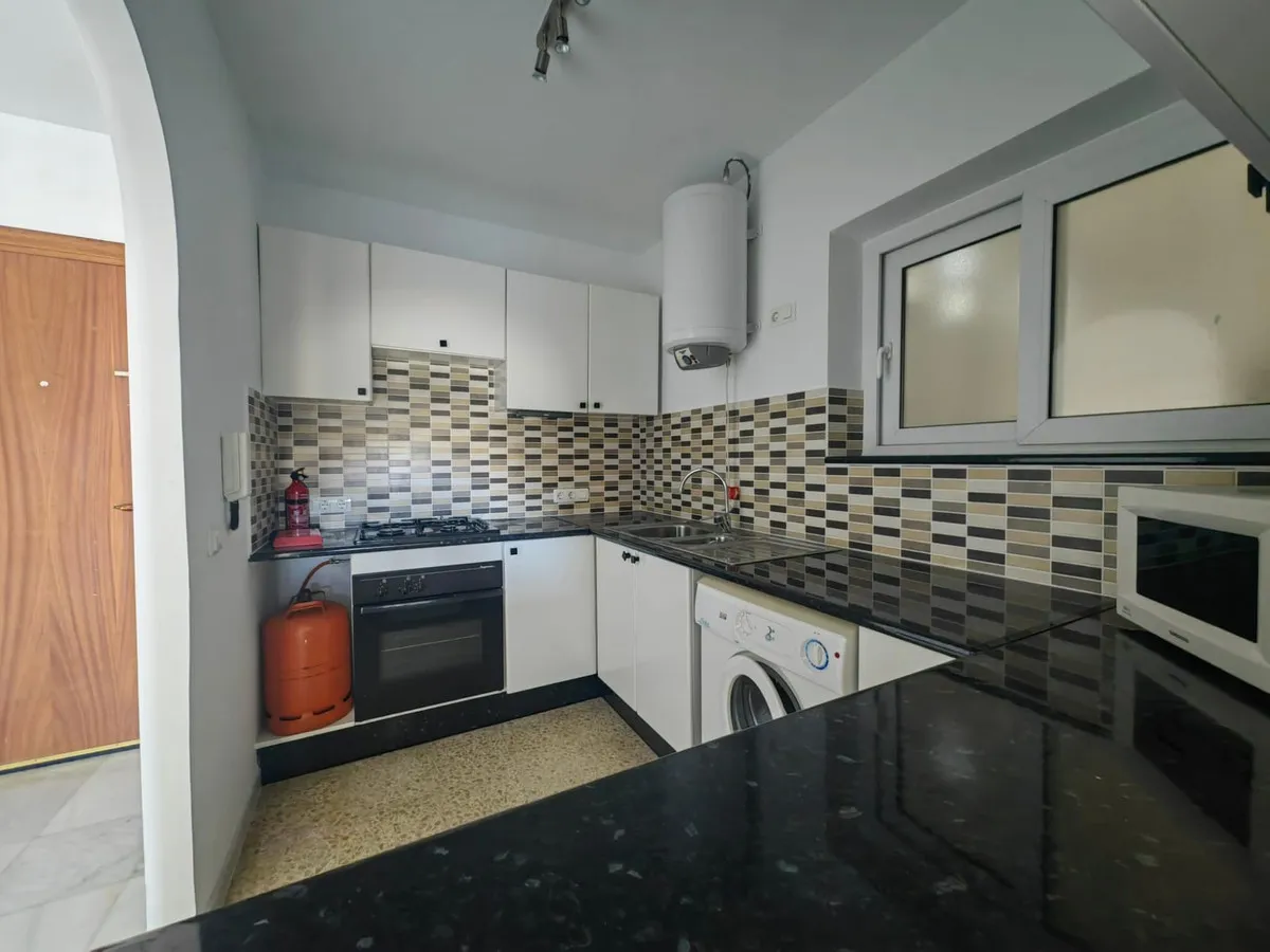 c7ecc534-ea74-4ea0-93c7-3c58957d9396