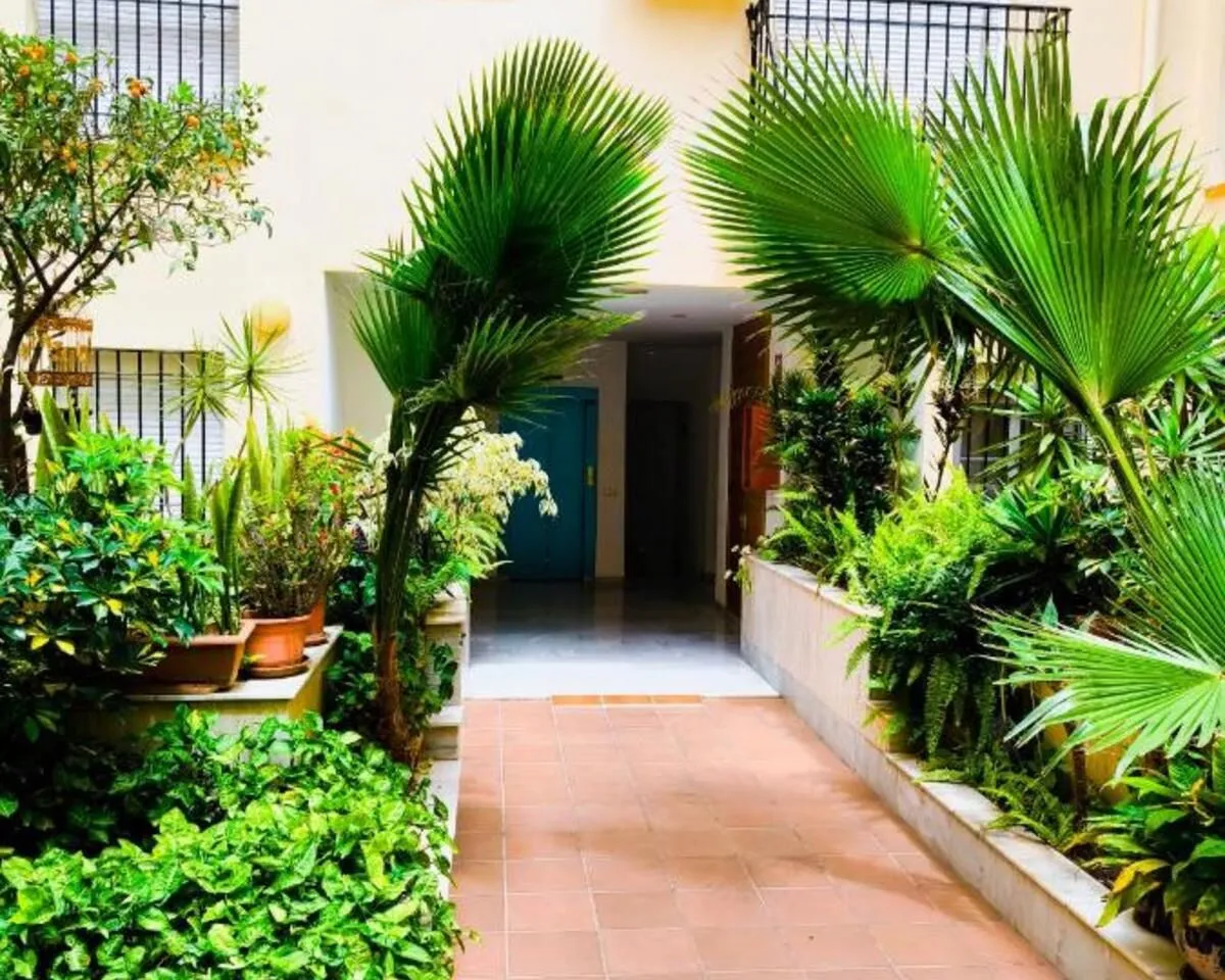 49d91c41-2f3d-487b-bd84-20744f6b587a