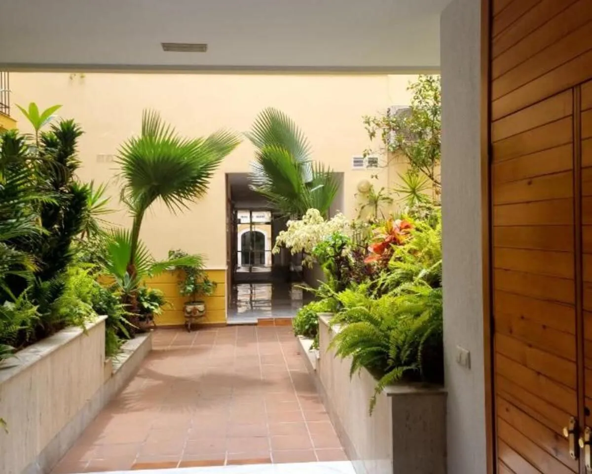 fe0829ca-79df-4507-b666-936e6b13f879