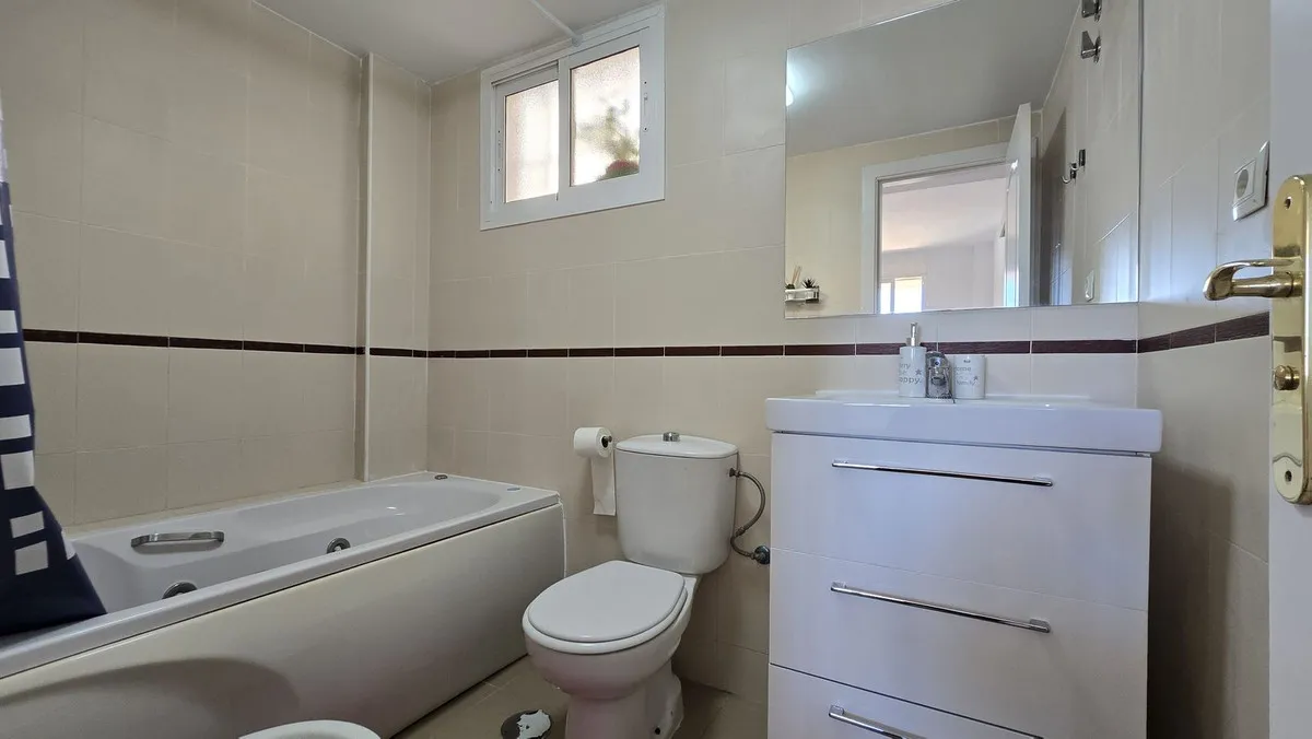 1acef3fc-7459-4a9c-9161-81cc3a594125