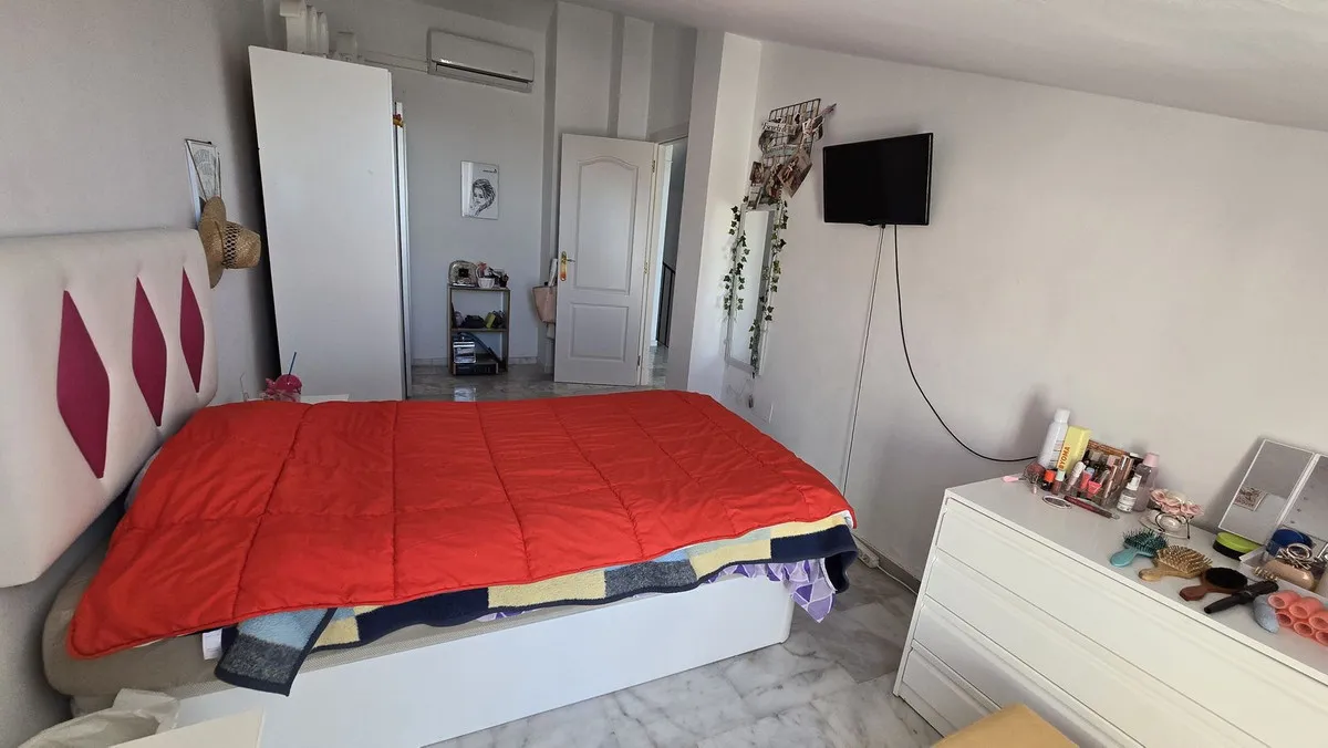 d3da1e86-76cd-4832-9648-bbab61380325