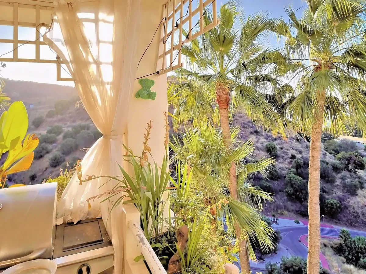 03cfae75-6fc4-42f6-9a0c-6ec431b106b9