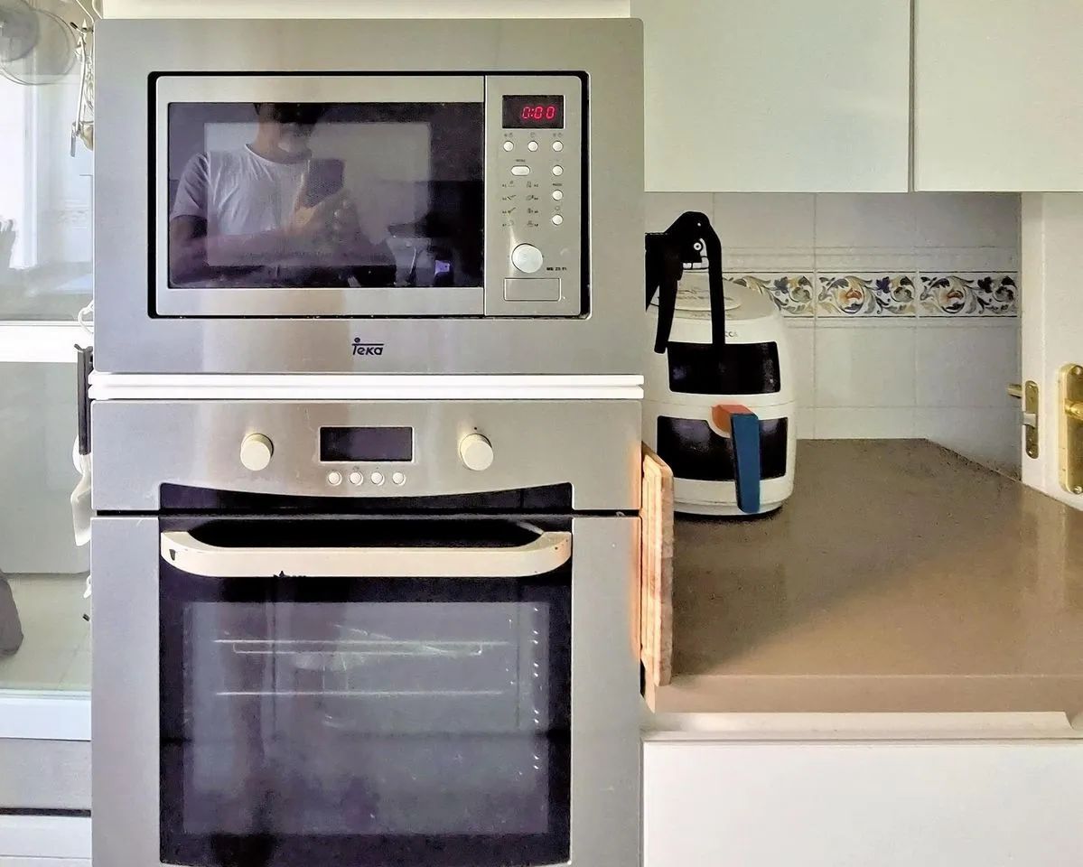 09c97ae2-b056-424e-91ae-e54f80d38a5c