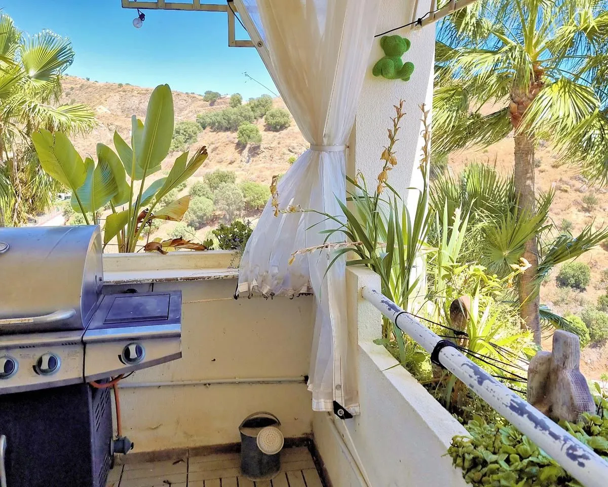 2e92ff73-01de-4b99-a564-9eb4215a0cd7