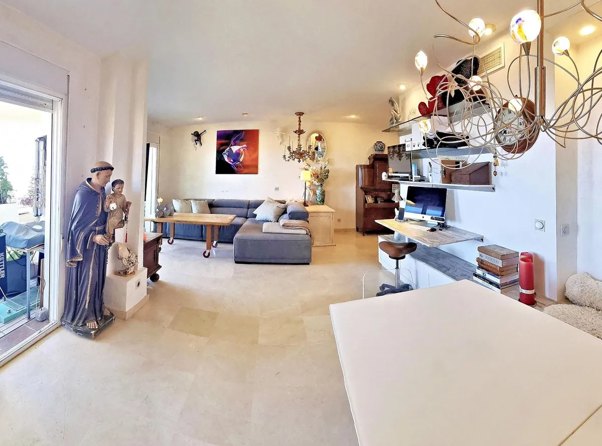 5d4d463f-2924-4873-9a5f-6453eca48329