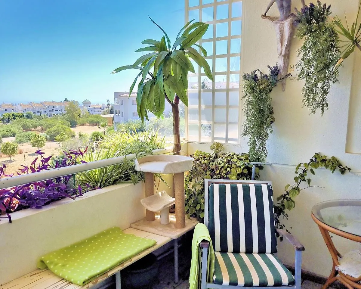 ac03330e-b6c8-49e1-be54-32b2ce718d70