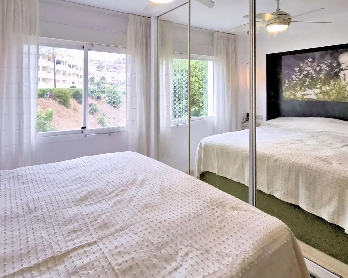 e5c06262-5058-4f1e-bb7e-47eedd1059e2