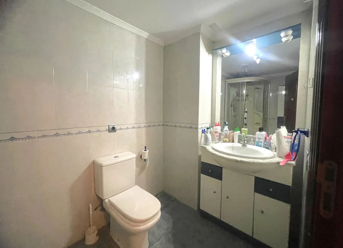 2ea74c22-7ca2-4fb3-b768-a55c79b8b69d