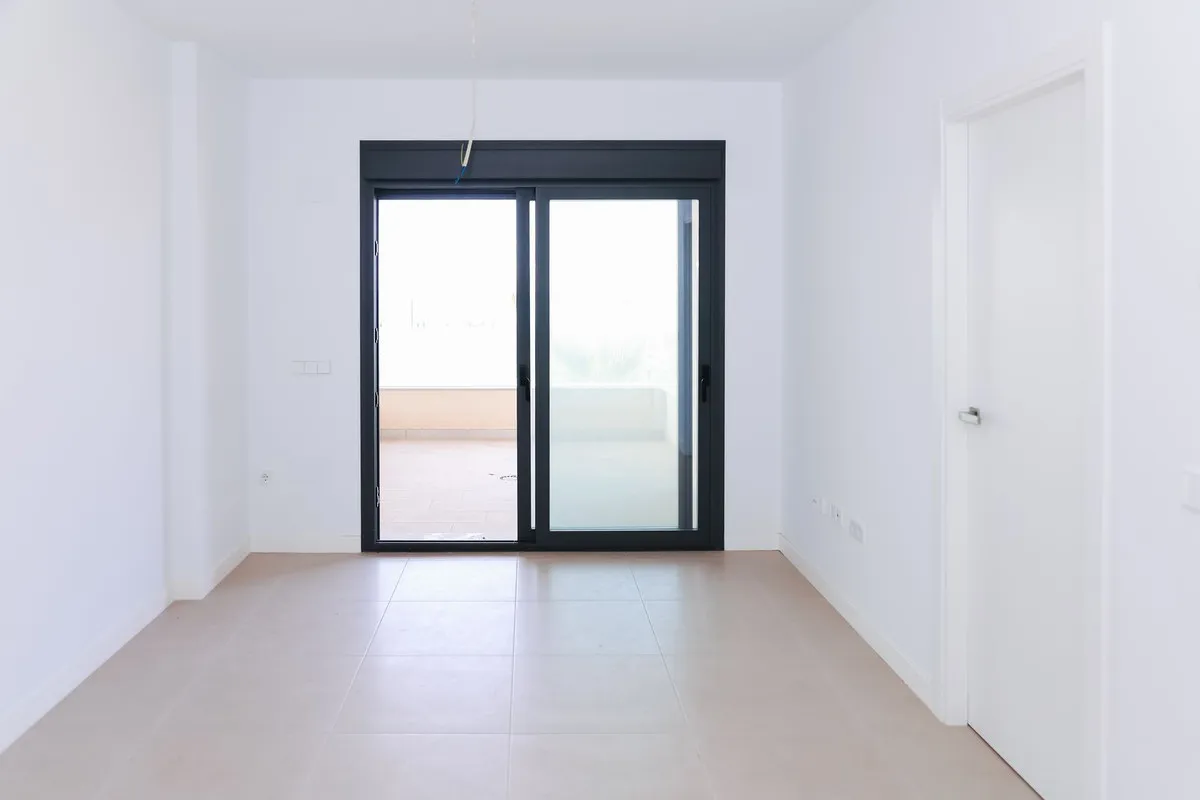 fddd5fee-b6a8-4bb4-a8e9-26dde93f680c