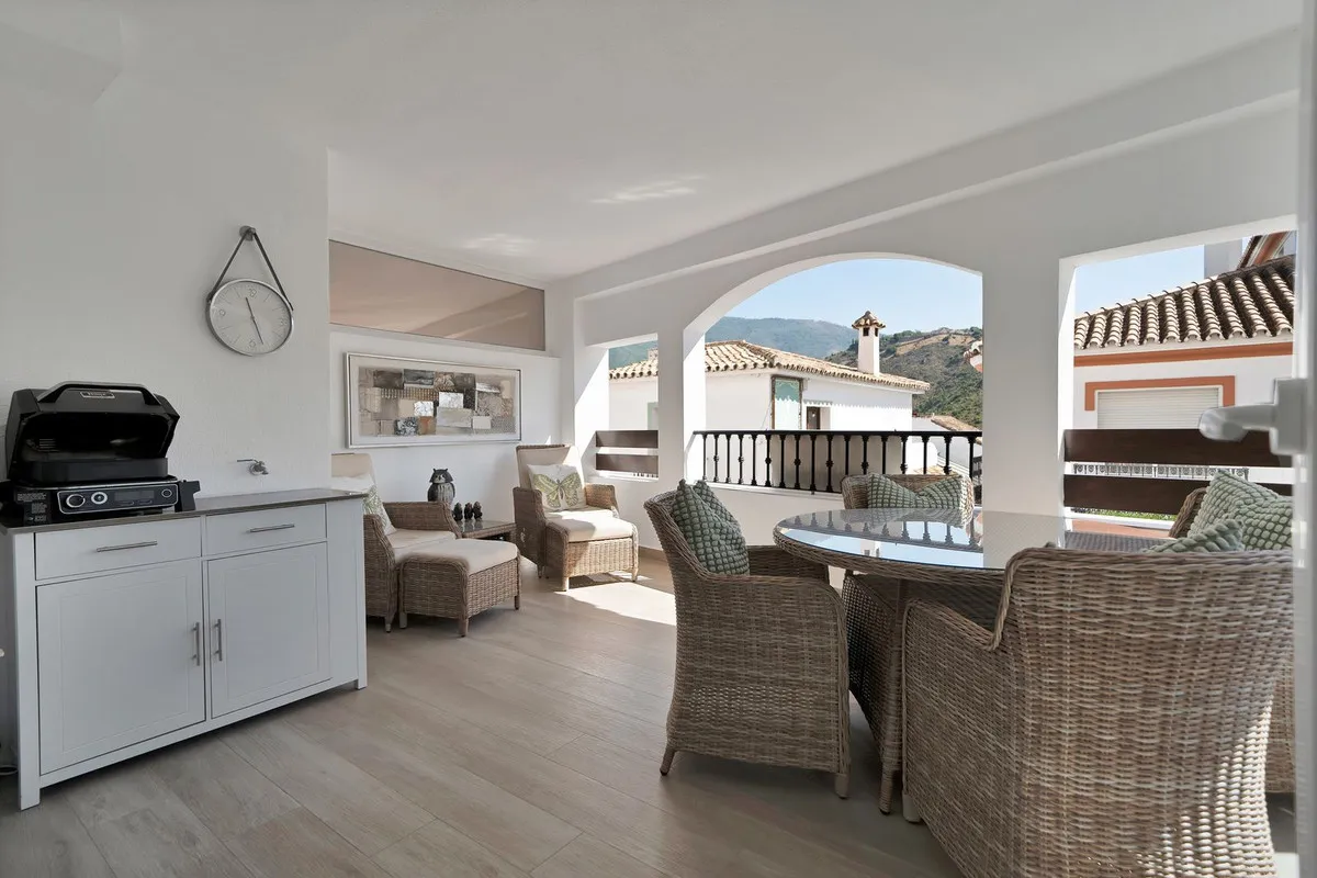 8e7dfd09-baf3-42ab-8864-9c7c0e29053a