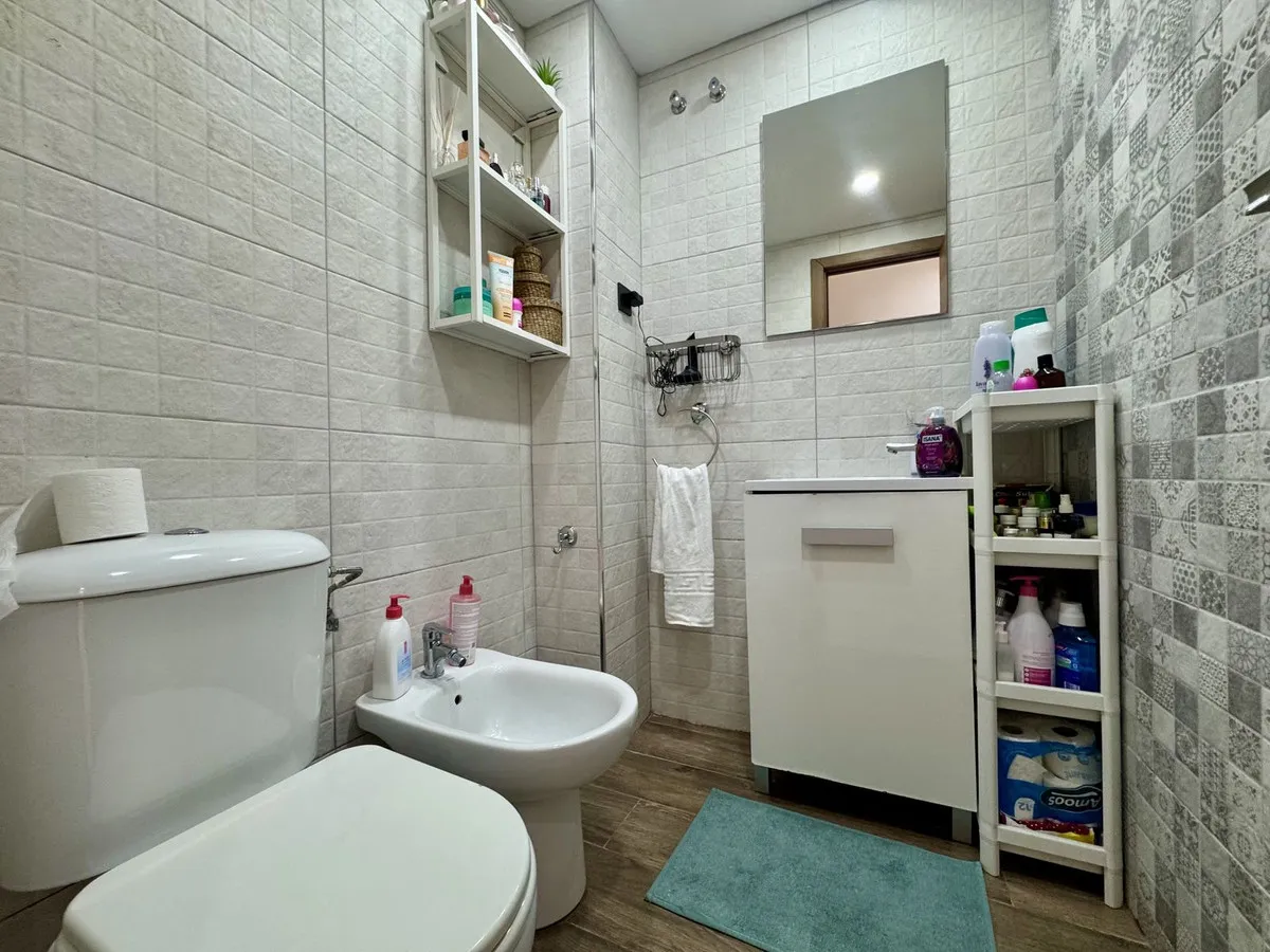 42b1b476-c2c5-4a4c-af3e-30f693e4470a