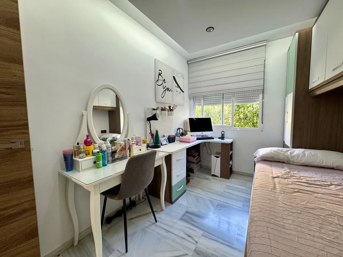 7c8f89f7-4d59-4fd3-8cf8-65c61c3dc10a